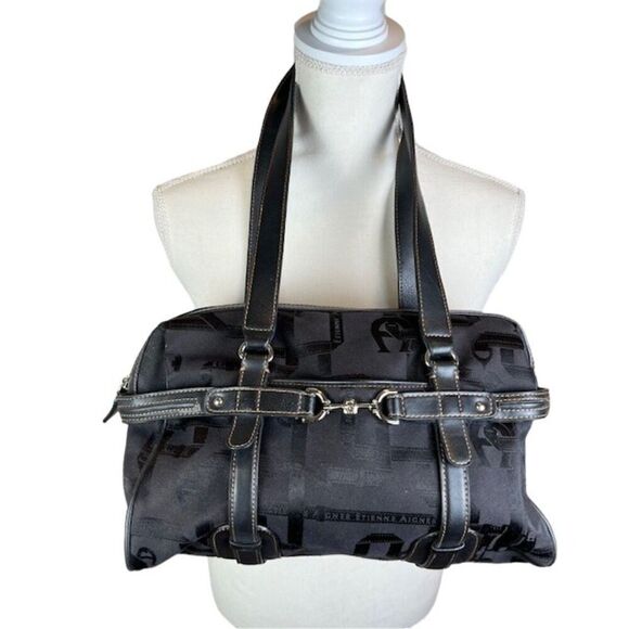 Etienne Aigner Shoulder bag Black Logo Print Silver Hardware - Picture 1 of 9